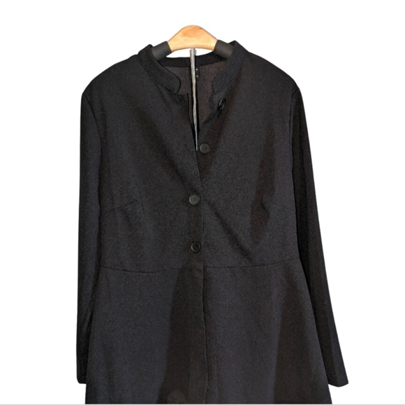 SHEIN Curve Blazer Blouse | Size XL | Lightweight Button-Up Jacket | Black - Picture 3 of 5